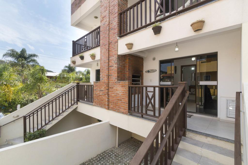 Residencial Los Abuelos Bombinhas Eksteriør bilde